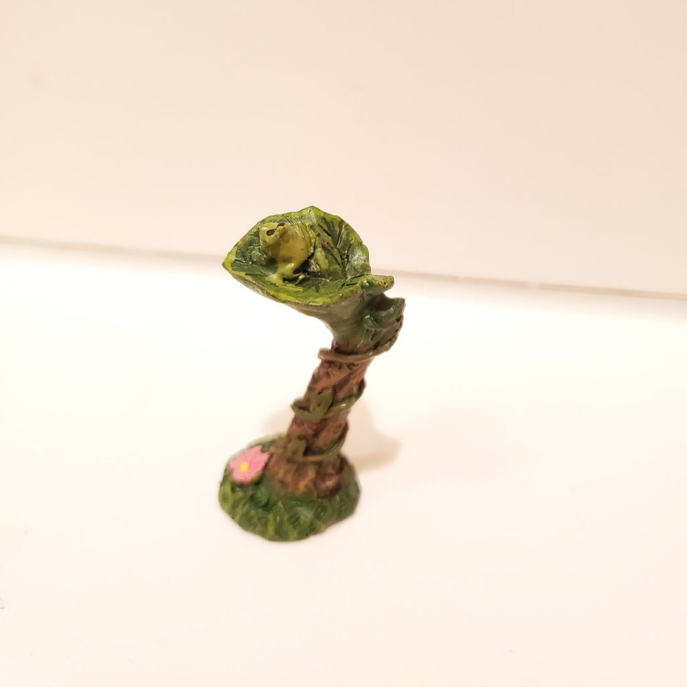 Fairy Garden Figurines, set of 3, Welcome, frog, Terrarium Accessories - Picture 5 of 6